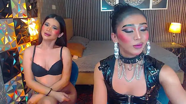 Snapshot of BigCockMaxineTS chatting on 9, 6, 2026 BigCockMaxineTS online show from 9, 6, 2026