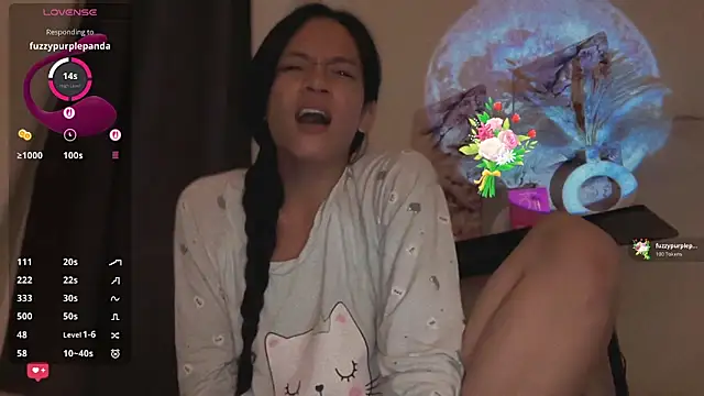 Snapshot of UniversalSlut chatting on 11, 3, 2026 UniversalSlut online show from 11, 3, 2026