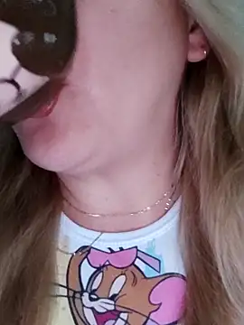 cameron 06 online show from 13, 4, 2026