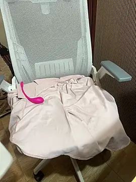 Snapshot of Mina048 chatting on 8, 3, 2026 Mina048 online show from 8, 3, 2026