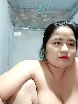 Snapshot of BigBoobs186 chatting on 8, 10, 2025 BigBoobs186 online show from 8, 10, 2025