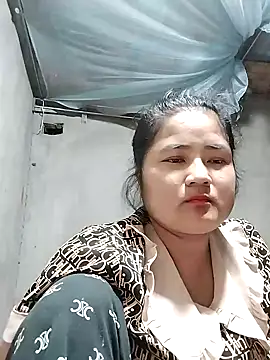 Snapshot of BigBoobs186 chatting on 24, 10, 2025 BigBoobs186 online show from 24, 10, 2025