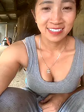 ThiHa003 online show from 18, 10, 2025