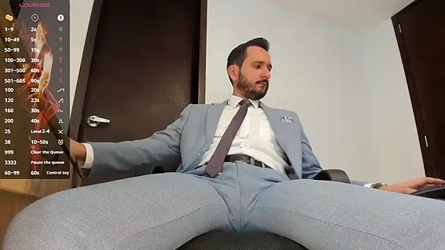 Snapshot of KarlBoss1 chatting on 28, 9, 2025 KarlBoss1 online show from 28, 9, 2025
