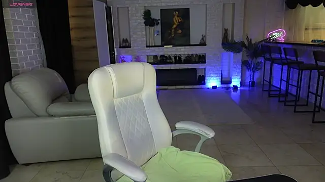 Snapshot of MariemLui chatting on 6, 7, 2026 MariemLui online show from 6, 7, 2026