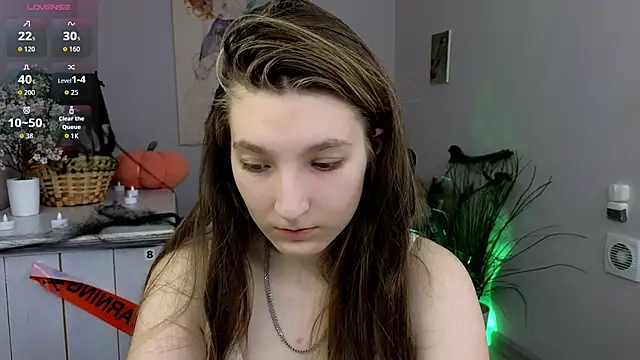 Mia Myles online show from 25, 10, 2025