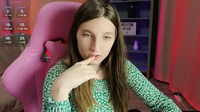 Mia Myles online show from 12, 11, 2025