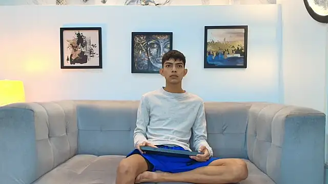 PRETTY SEX1 online show from 8, 1, 2026