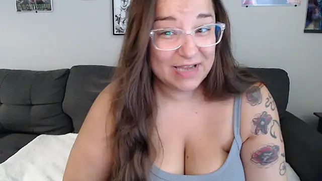 Snapshot of MoonBalloons chatting on 13, 9, 2025 MoonBalloons online show from 13, 9, 2025