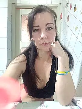 Adeline3302 online show from 12, 3, 2026