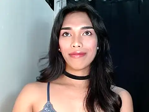 angelaxmonroe online show from 10, 4, 2026