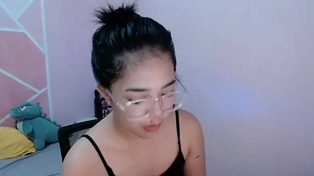 aaliyah walker online show from 20, 11, 2025