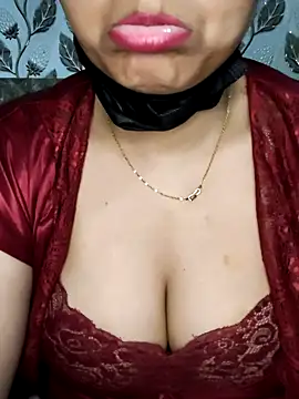 Horny Shalu online show from 17, 4, 2026