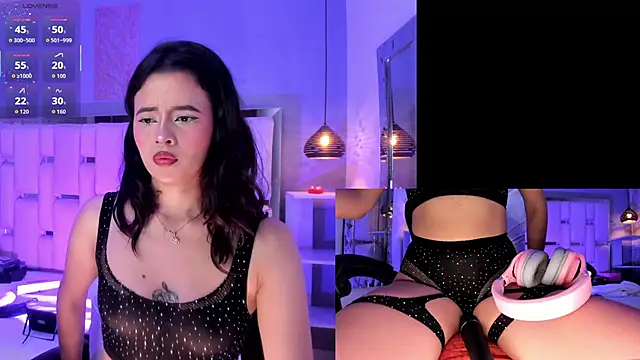 EvelynLips  online show from 24, 9, 2025