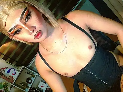 Queen yasii 88 online show from 15, 4, 2026