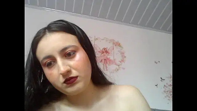 Snapshot of MillyDulce_ chatting on 20, 10, 2025 MillyDulce  online show from 20, 10, 2025