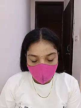 Cute Rakhi8 online show from 3, 7, 2026