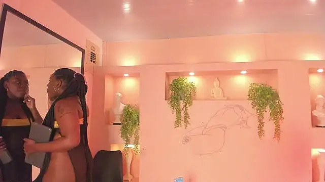 NanyMoreno online show from 19, 9, 2025