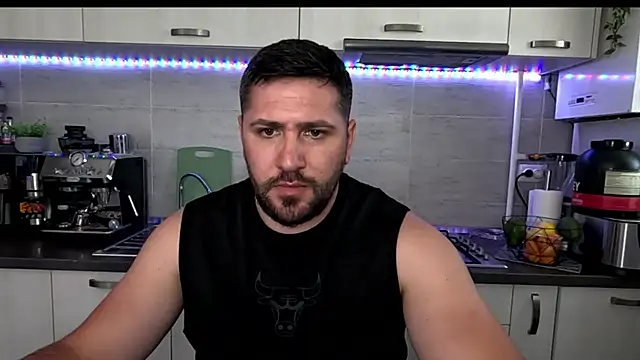 Gold Alpha Boy online show from 18, 6, 2026