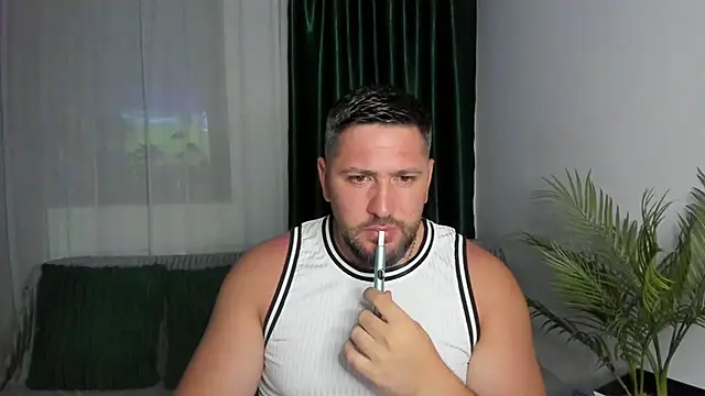 Gold Alpha Boy online show from 18, 7, 2026