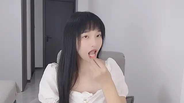 Lisa-3333 online show from 12, 9, 2025