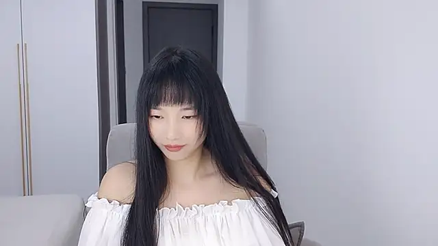 Lisa-3333 online show from 17, 10, 2025