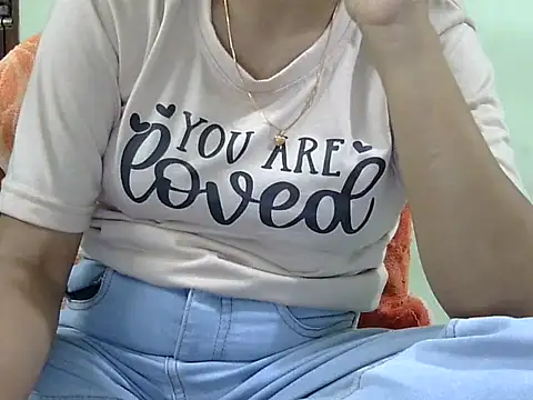 CHAMELI4747 online show from 15, 10, 2025