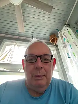 CharlieWeaver22 online show from 30, 6, 2026