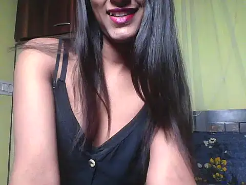 mickle james online show from 18, 11, 2025