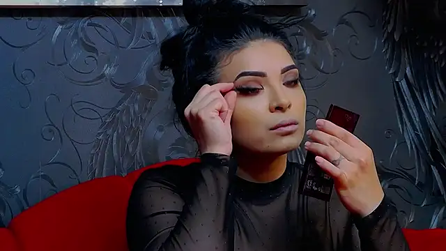 Snapshot of DevashaQueenX chatting on 19, 6, 2026 DevashaQueenX online show from 19, 6, 2026