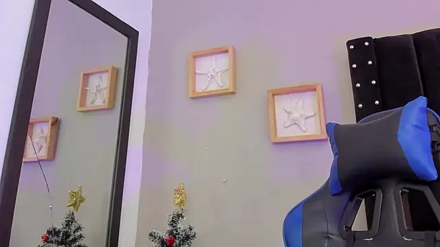 Mathewboy1 online show from 16, 12, 2025