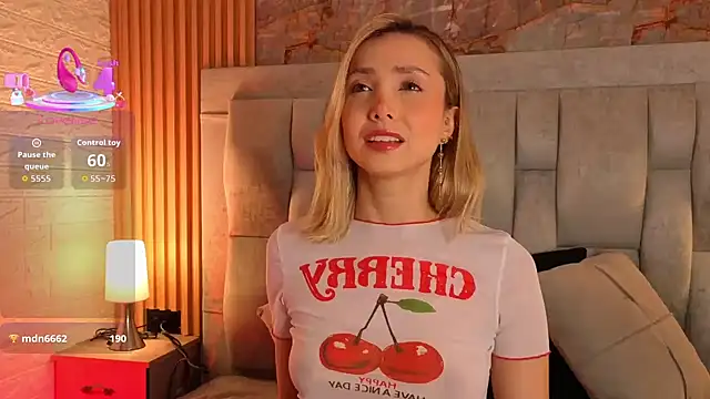 Snapshot of miaroldan chatting on 11, 10, 2025 miaroldan online show from 11, 10, 2025