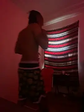 Snapshot of Taydagr8 chatting on 3, 12, 2025 Taydagr8 online show from 3, 12, 2025