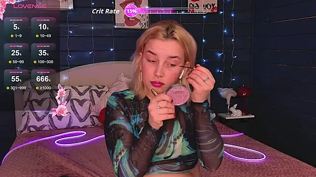 Crystal Jull online show from 17, 4, 2026