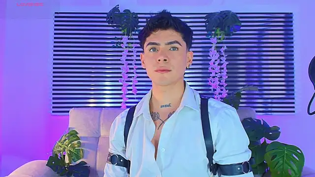 CamiiGuzmanX online show from 25, 6, 2026