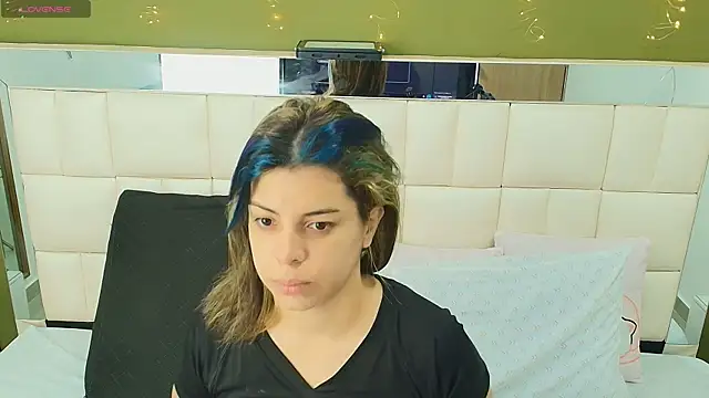 gisell gomez online show from 15, 9, 2025