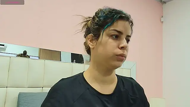 gisell gomez online show from 18, 11, 2025