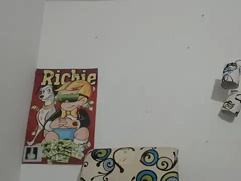 Snapshot of Thomasjons_ chatting on 22, 10, 2025 Thomasjons online show from 22, 10, 2025