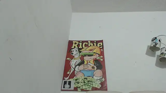 Snapshot of Thomasjons_ chatting on 23, 11, 2025 Thomasjons online show from 23, 11, 2025