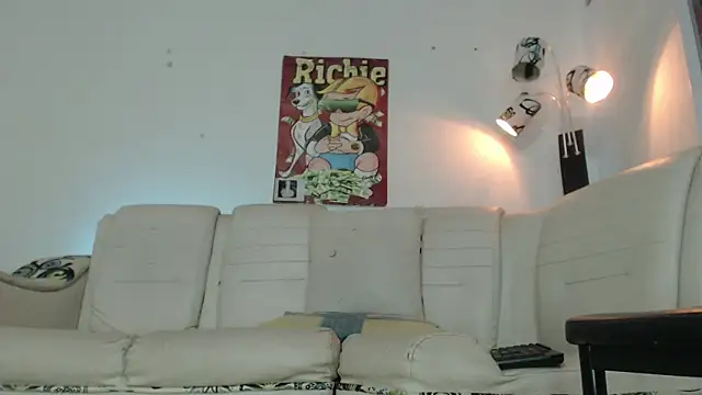 Thomasjons  online show from 13, 4, 2026