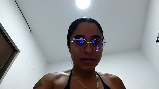 Snapshot of Daislalezma chatting on 27, 10, 2025 Daislalezma online show from 27, 10, 2025