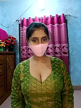 Snapshot of Cute_Faria chatting on 1, 10, 2025 Cute Faria online show from 1, 10, 2025