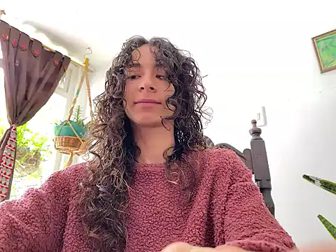 camille delrey online show from 5, 11, 2025