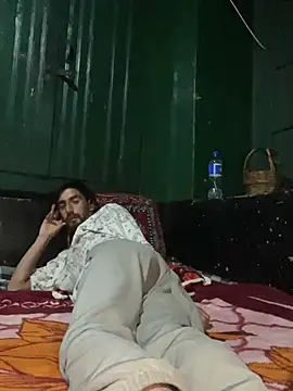 lyath3245 online show from 9, 3, 2026