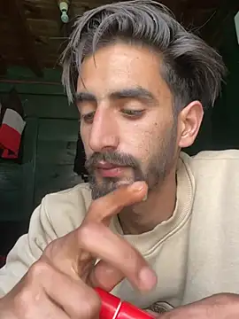 lyath3245 online show from 12, 4, 2026