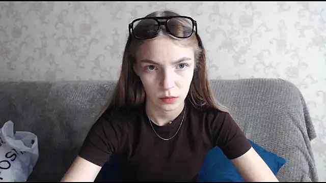 HitGyrl online show from 25, 10, 2025