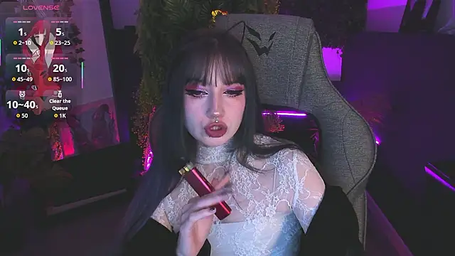 LiliLuna online show from 13, 2, 2026