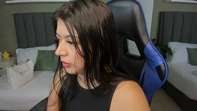 Snapshot of anagil_ chatting on 13, 7, 2026 anagil online show from 13, 7, 2026
