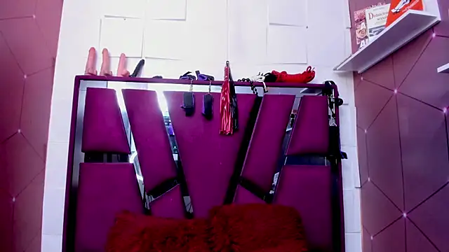 Asshley sky online show from 28, 11, 2025