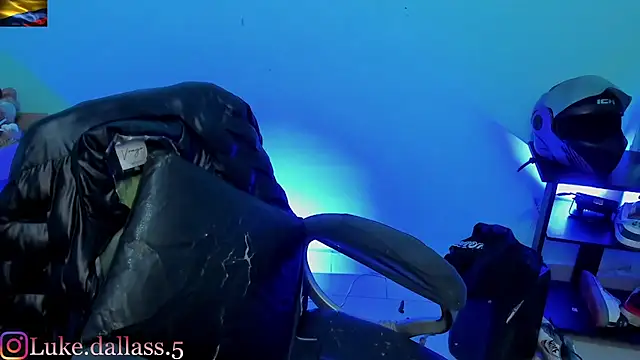 Snapshot of zeus_7777 chatting on 31, 3, 2026 zeus 7777 online show from 31, 3, 2026